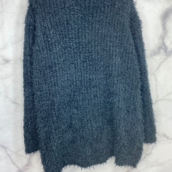 KENSIE BLACK FLUFFY SWEATER MEDIUM PRELOVED Y2K - Picture 6 of 7